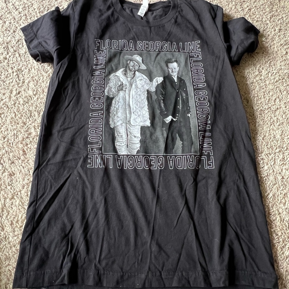 Florida Georgia Line Black Graphic 2018 concert shirt